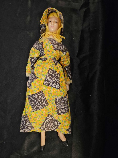 BEAUTIFUL OLD DOLL, PORCELAIN / BISQUE AND AMISH STYLE DRESS, BEAUTIFUL!