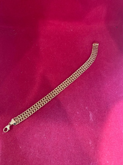 Gorgeous 14k gold Italy link bracelet
