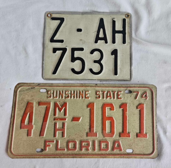 Vintage car license plate including SQUARE SOVIET?