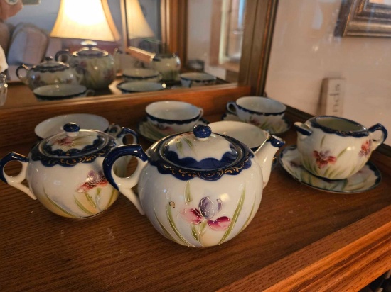 Antique Japanese hand painted tea set