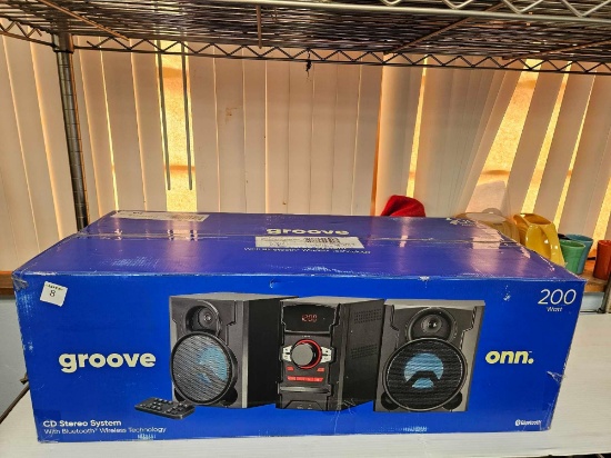 NEW SEALED - GROOVE OON CD STEREO SYSTEM, BLUETOOTH