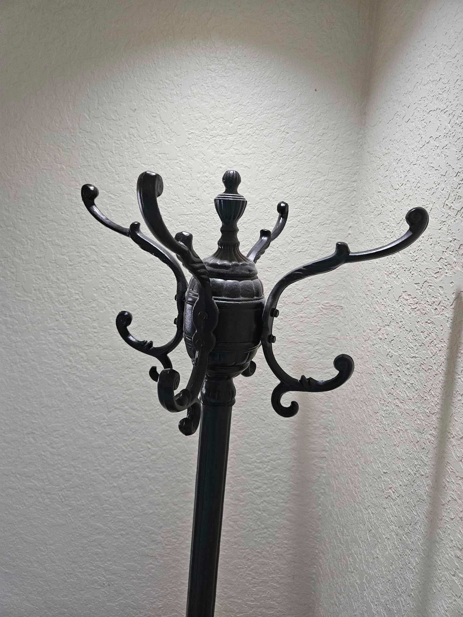 ANTIQUE STYLE BEEFY CAST IRON HALL TREE HAT RACK Proxibid
