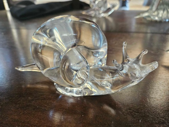 SIGNED GLASS SNAIL PAPERWEIGHT FIGURINE