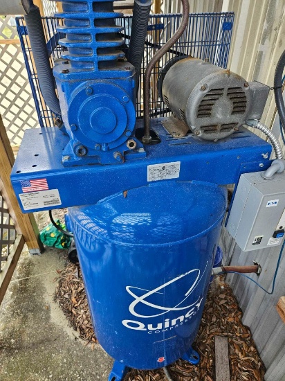 Quincy Compressor professional QT-5 Vertical air compressor