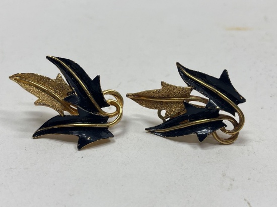Vintage Signed ModeArt Black and Gold Leaf Clip On Earrings
