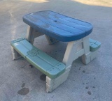 Childrens Little Picnic Table, Step 2
