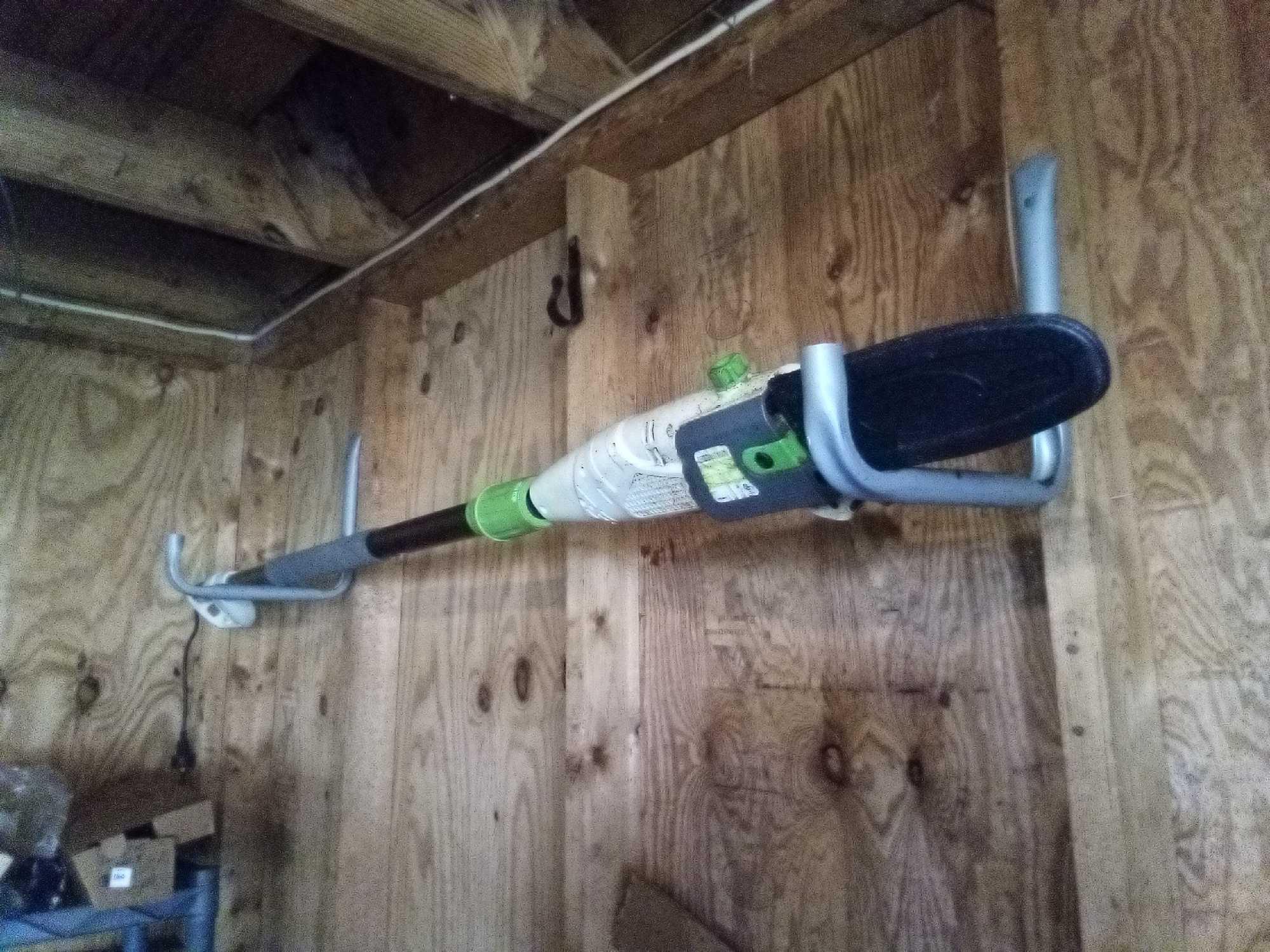 CHICAGO ELECTRIC ELECTRIC POLE SAW, MODEL 68862 Proxibid