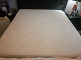 Very Clean Tempurpedic King Size Bed