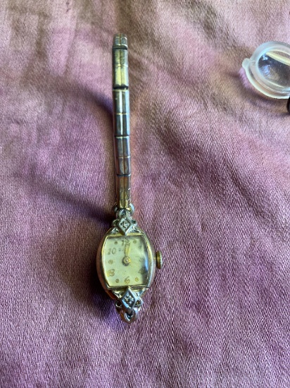 Vintage Bulova ladies wristwatch 10k gold plate with Diamond accents