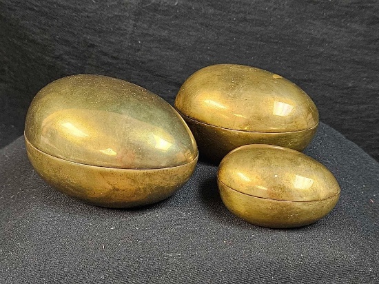 Strong Brass 3 Level Nesting Eggs, Paperweight, Heavy