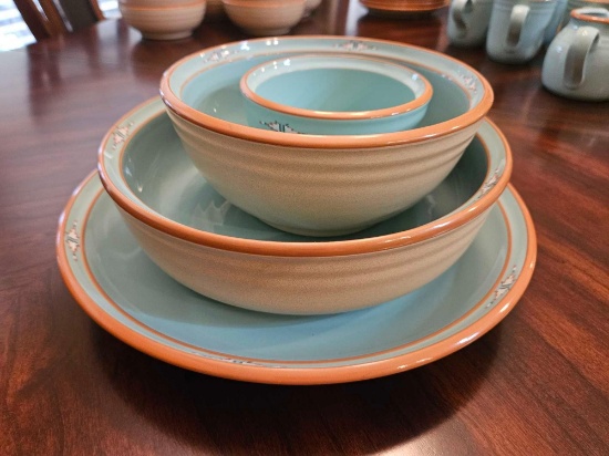 (4) Pc Noritake BOULDER RIDGE Chop Plate and Serving Bowls, Glossy Turquoise...