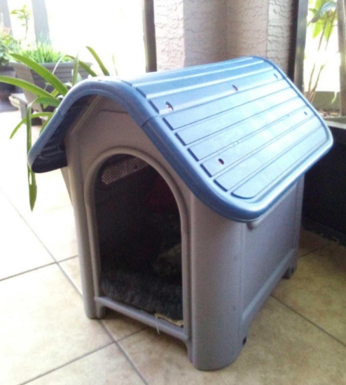 PawHut small and Mini dog house for indoor and outdoor use