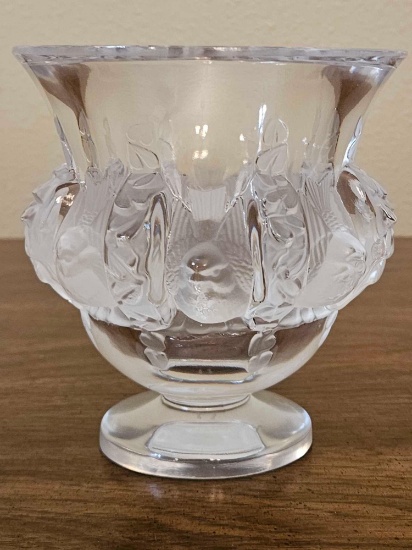 Lalique France Signed Crystal Dampierre Bird Vase