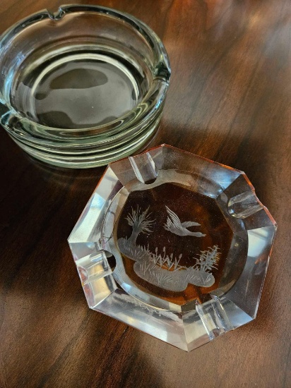 Gorgeous Heavy Glass Crystal Duck Etched Ashtray plus