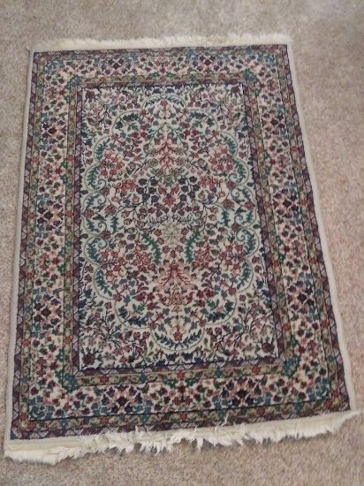 Cairo Collection Floral Ivory 4x6 Rug, SUPER CLEAN