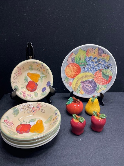 Gibson and Lazzaro, Italy, fruit design Plates with Adorable Fruit Shakers