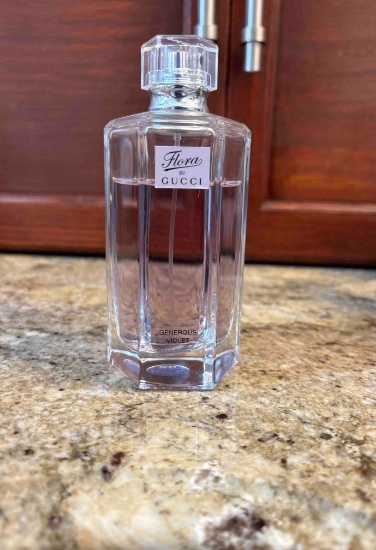 Gucci Flora Generous Violet Eau de Toilette