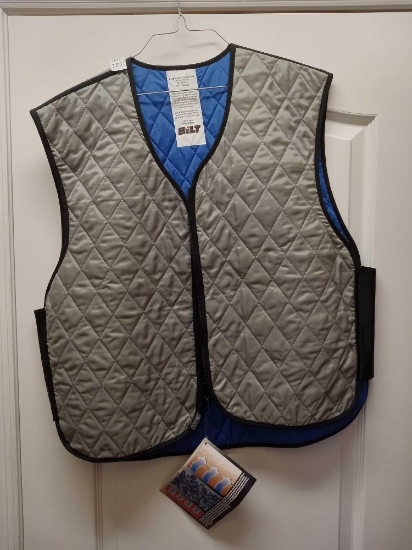 TAGGED NEW XXL Bilt Brand Evaporative Cooling Vest