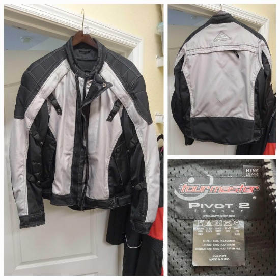 Tourmaster Pivot Motorcycle Jacket Padded Vented Adjustable, LG 44 Men's
