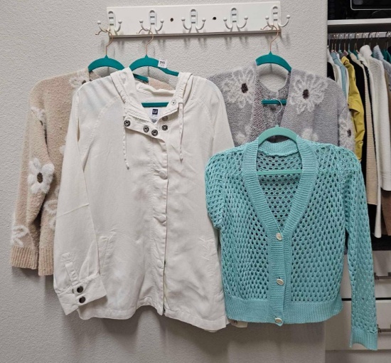 GAP LINEN JACKET AND OTHER SWEATERS