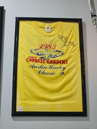 Vintage 1983 Austin Healey Classic at Cypress Gardens autographed tshirt