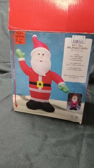 INFLATABLE SANTA, 8 ft, WITH DISCO LIGHTS