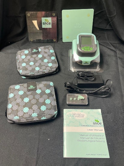 VINTAGE SLICE DESIGN CUTTER WITH DESIGN CARDS