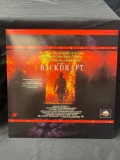LD laserdisc BACKDRAFT Kurt Russell William Baldwin