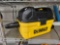 DEWALT WET DRY VAC 4 GALLON