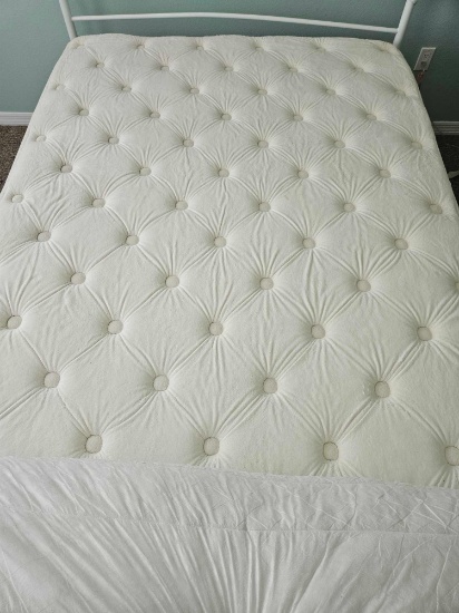 KING KOIL GREAT ESCAPE Bel Air QUEEN Size Mattress and bedsprings