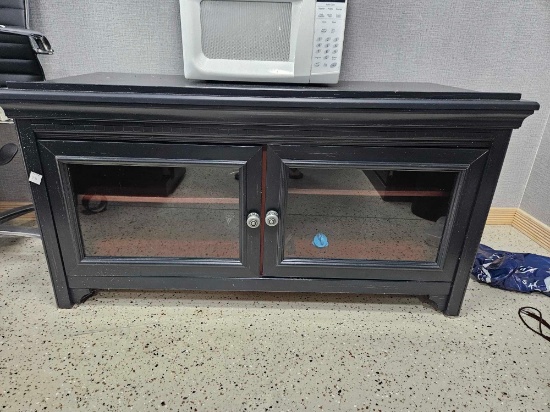 BLACK MEDIA STAND CABINET