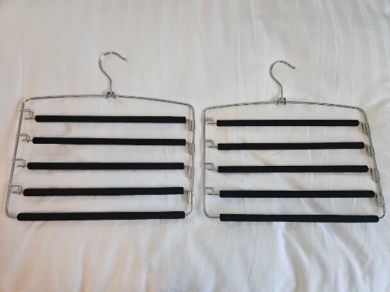 2 HEFTY PANTS HANGERS