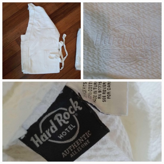 Pair of Hard Rock Crisp White Robes, Hotel & Casino, Tampa, ONE SEALED NEW