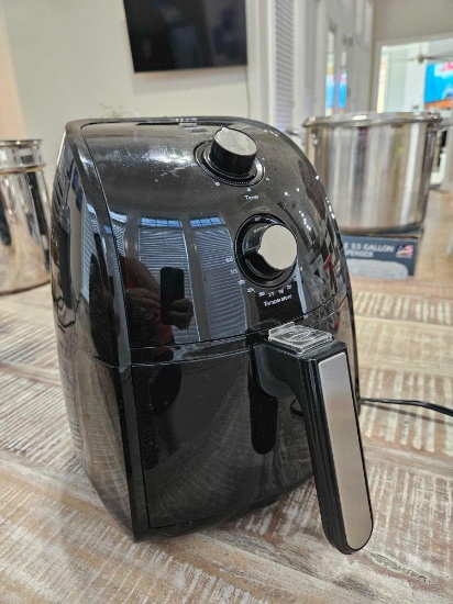 BELLA AIR FRYER, model TXG-DS14