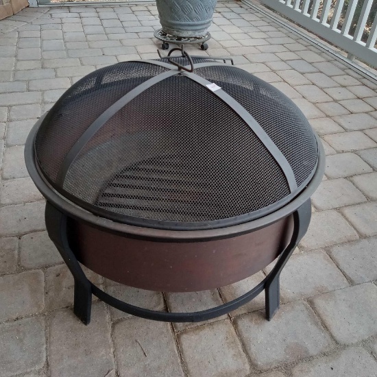 FIRE PIT with mesh cover