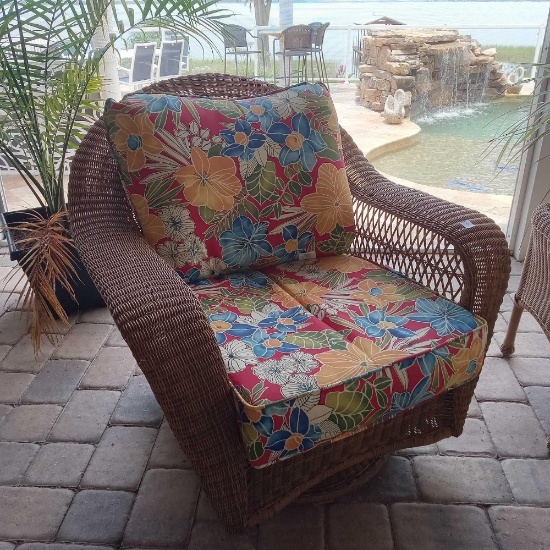 (1 of 2) Beautiful! Outdoor Wicker Patio Rocker Glider Chair