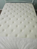 KING KOIL GREAT ESCAPE Bel Air QUEEN Mattress and bedsprings