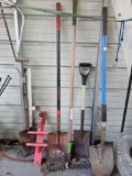 SHOVEL GROUPING AND HEAVY DUTY, RED CLAMP
