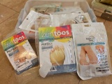TOTE OF FOOT CARE, INCLUDING TOE CAPS GEL PADS, TOE SEPARATORS