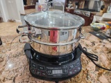 NUWAVE PRECISION INDUCTION COOKTOP WITH PANS