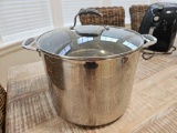 20 Qt. stainless steel stockpot, DAVID BURKE GOURMET PRO