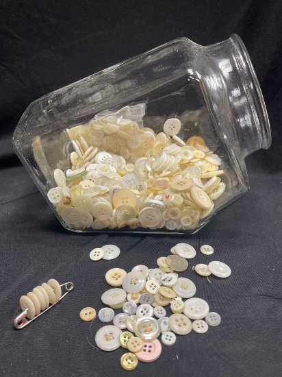 JAR OF VINTAGE WHITE, CREAM BUTTONS
