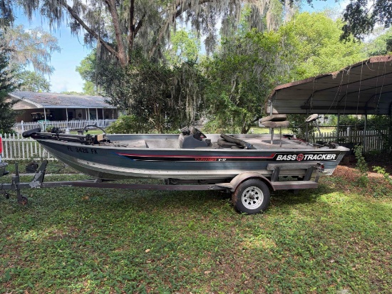 1987 Bass Tracker Aluminum Fishing Boat with Trailer