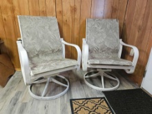 Pair of Outdoor Swivel Aluminum chairs