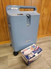 RESPIRONICS EVERFLO Q, WITH NEBULIZER
