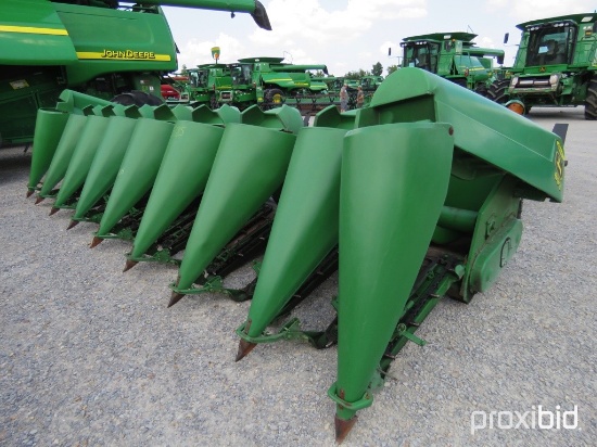893 JD 8 row 30”, SN 676122