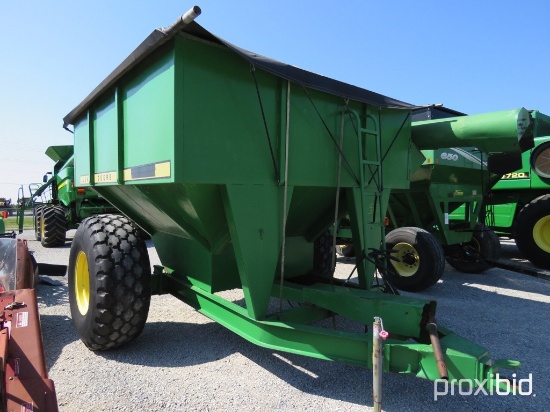 John Deere Grain Cart