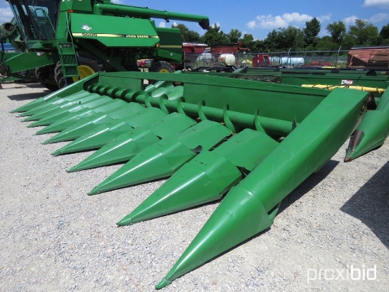 1043 JD 10 row 30”