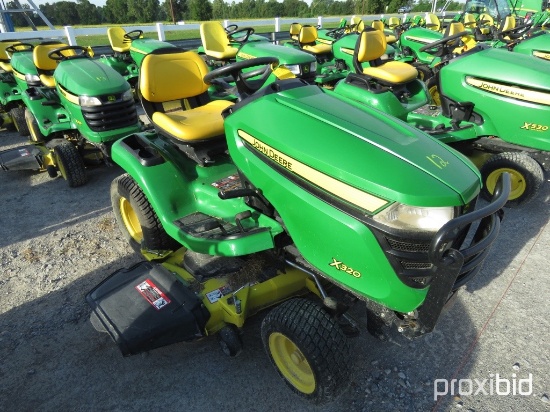 2014 JOHN DEERE X320