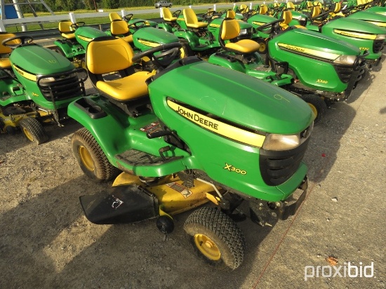 2012 JOHN DEERE X300